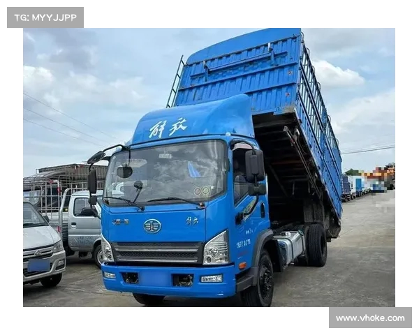 周末放空首选:一汽引领轻松驾乘新体验(一汽轻型商用汽车有限公司) 周末放空首选:一汽引领轻松驾乘新体验(一汽轻型商用汽车有限公司)